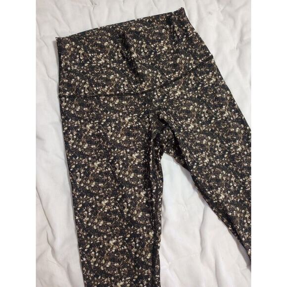 Lululemon Shine Tight Sequin Print Size 6 Stretch Skinny Roll Down Tights Clean - Picture 3 of 9